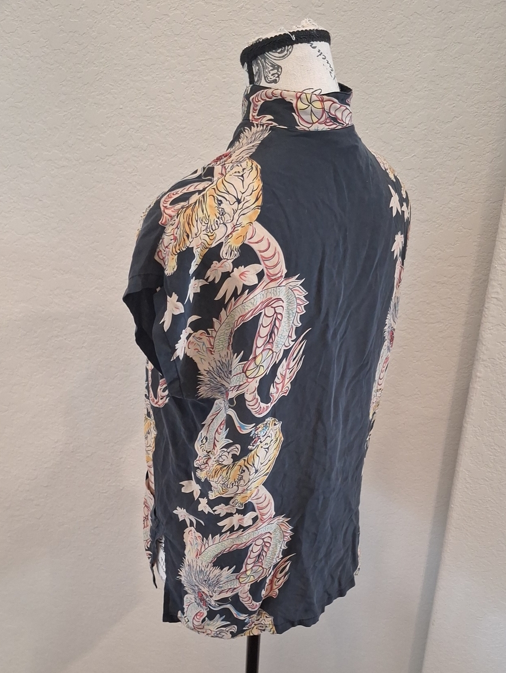 Avanti Dragon And Tiger Tea Timer 100% Silk Mandarin Collar Top Size Small Black - Picture 5 of 11